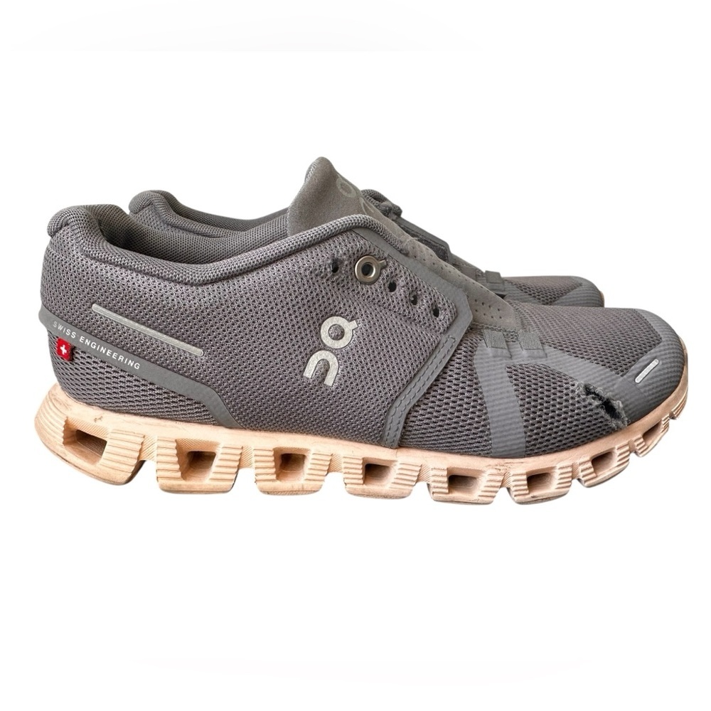 ON RUNNING CLOUD 5 Women’s Shoes - Picture 2 of 15